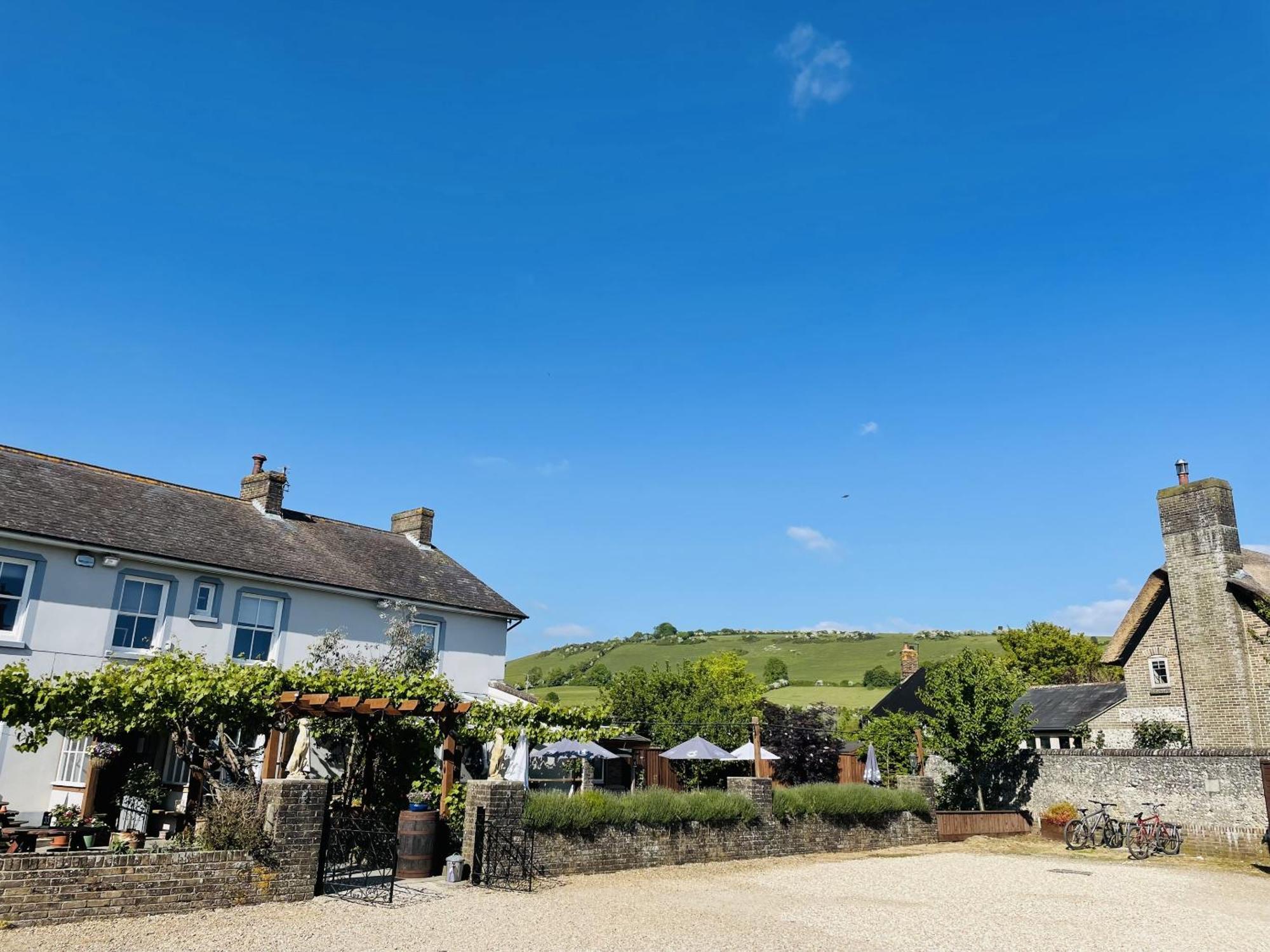 The Greyhound Inn Sydling St Nicholas Bagian luar foto